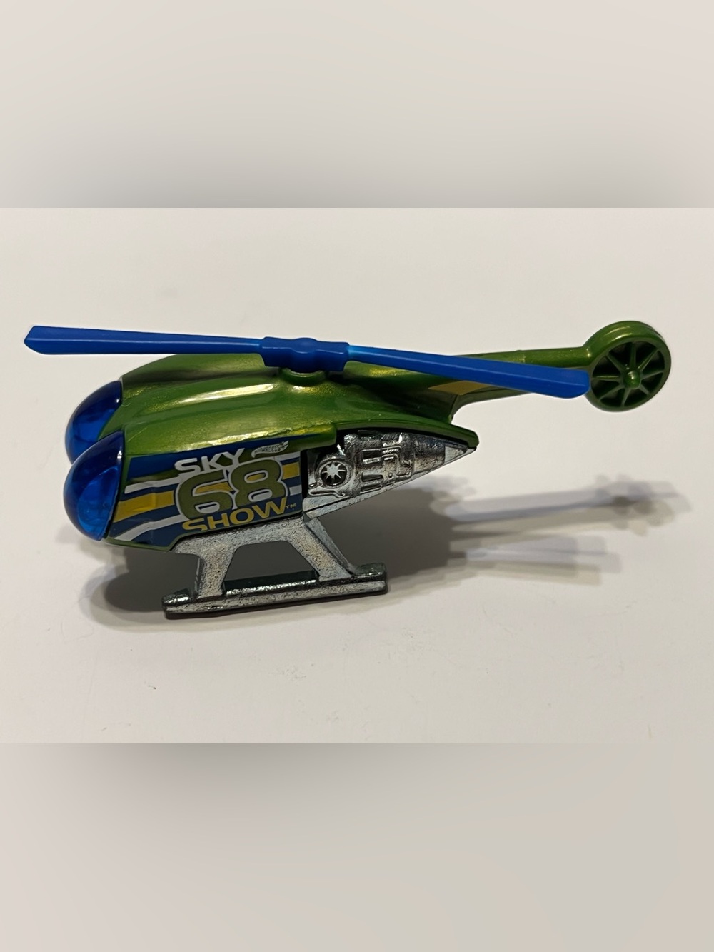 Hot Wheels Sky 68 Show Helicopter
